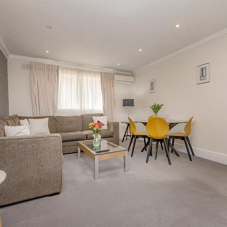 Queensgate Court London Rum bild